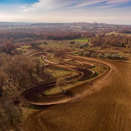 Διαμέρισμα P&b