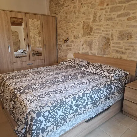 P&b Διαμέρισμα