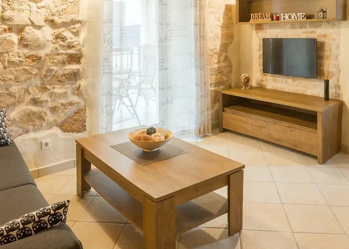 Daire P&b Tar-Vabriga