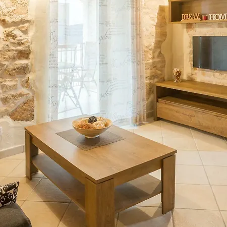 Apartment P&b Tar-Vabriga